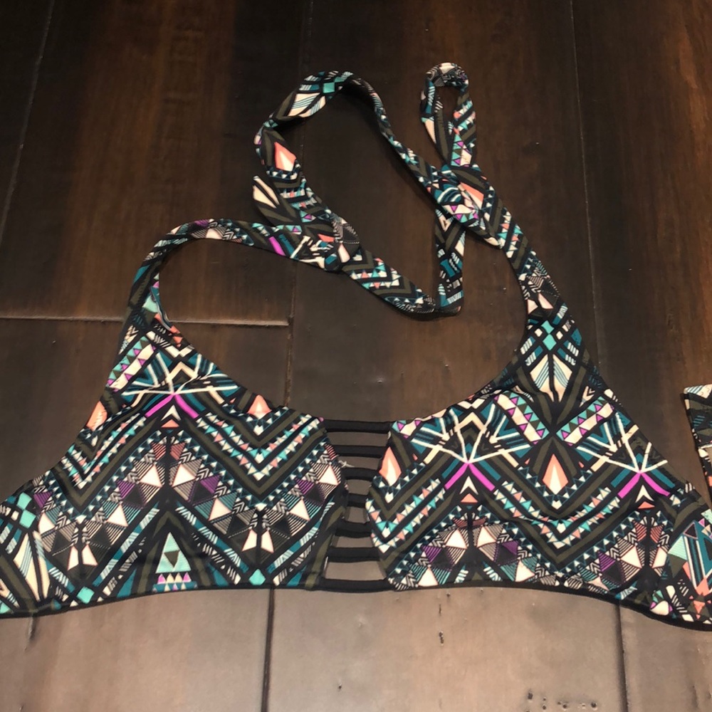 Swim suit top